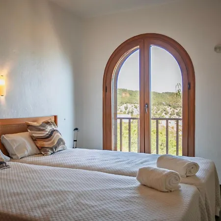 Casa Roca Vista A Unique Built On A Rock With Breathtaking Views Tatil Evi *