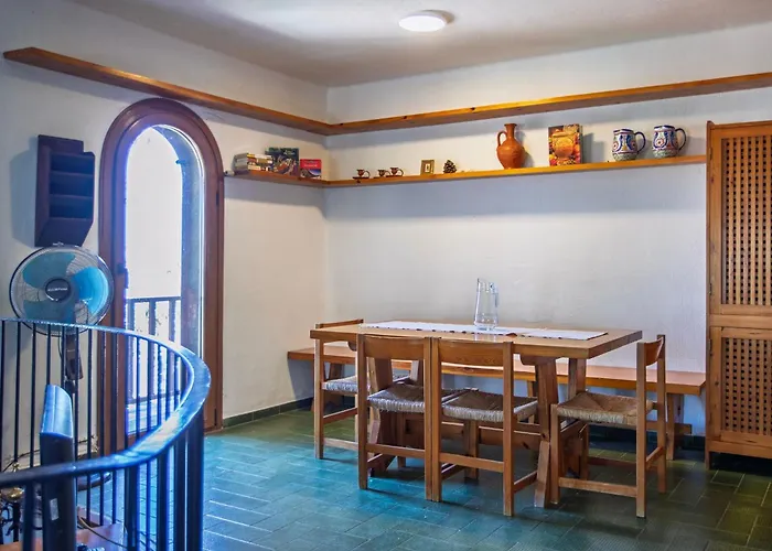 Casa Roca Vista A Unique Built On A Rock With Breathtaking Views *