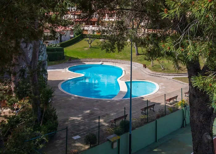 Casa Roca Vista A Unique Built On A Rock With Breathtaking Views Tatil Evi Girona