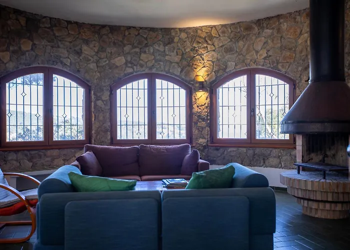 Casa Roca Vista A Unique Built On A Rock With Breathtaking Views *