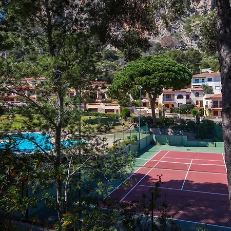 Casa Roca Vista A Unique Built On A Rock With Breathtaking Views Girona